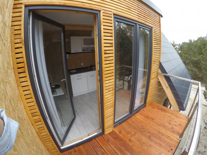 Studio dwuosobowe z balkonem. 