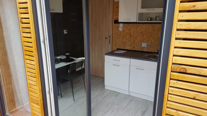 Studio dwuosobowe z balkonem. 