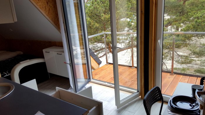 Studio dwuosobowe z balkonem. 